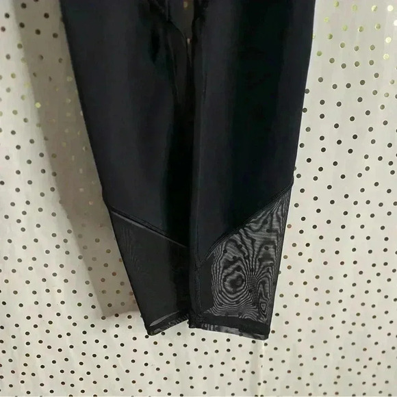 Lululemon Gait Keeper 7/8 Tight - Picture 4 of 11